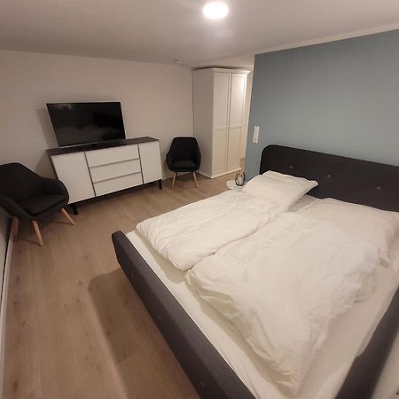 Zimmer Im Souterrain Mit Eigenem Bad Celle Exteriér fotografie