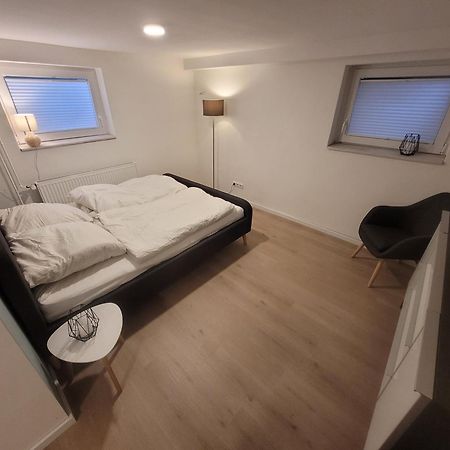 Zimmer Im Souterrain Mit Eigenem Bad Celle Exteriér fotografie